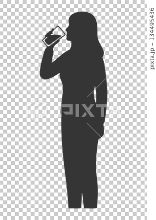 女人喝水剪影圖標 女人喝水剪影圖標 134495436