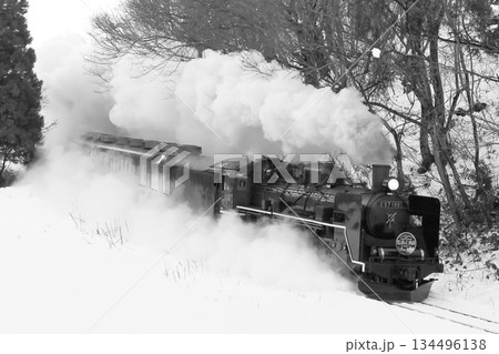 雪景色の磐越西線SL 134496138