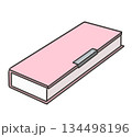 ピンクの箱型筆箱のイラスト 134498196
