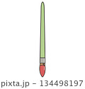 赤い絵の具がついた緑のえの絵筆のイラスト 134498197