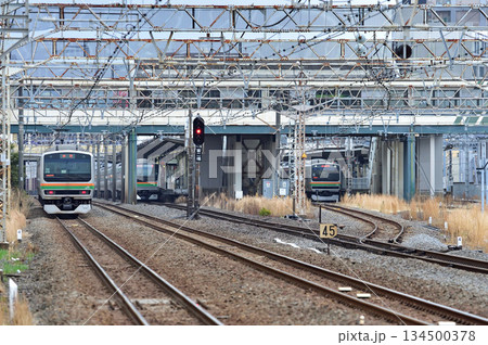 東海道本線　平塚　JR東日本　E231系1000番台　S-13編成（国府津） 134500378