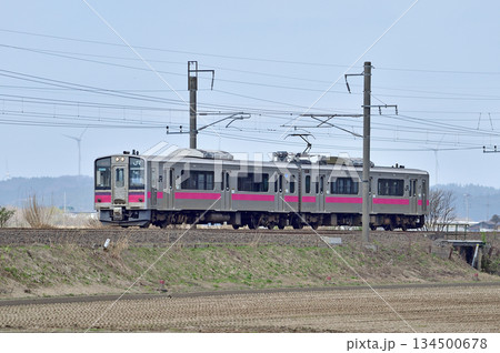 奥羽本線　四ツ小屋－和田　JR東日本　701系0番台　N21編成（秋田） 134500678