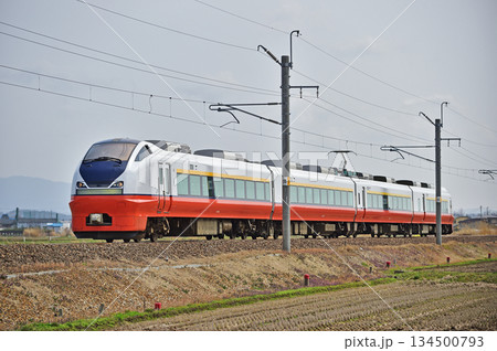 奥羽本線 八郎潟-鯉川 JR東日本 E751系 A-102編成(青森) つがる 奥羽本線 八郎潟-鯉川 JR東日本 E751系 A-102編成(青森) つがる 134500793