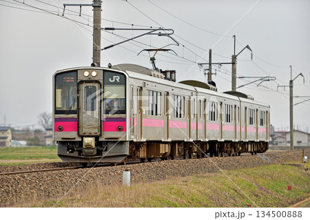 奥羽本線　大久保－羽後飯塚　JR東日本　701系0番台　N3編成（秋田） 134500888