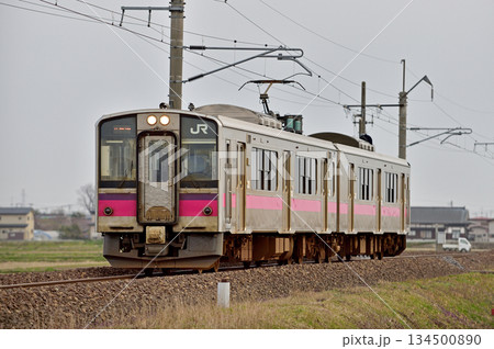 奥羽本線　大久保－羽後飯塚　JR東日本　701系0番台　N33編成（秋田） 134500890