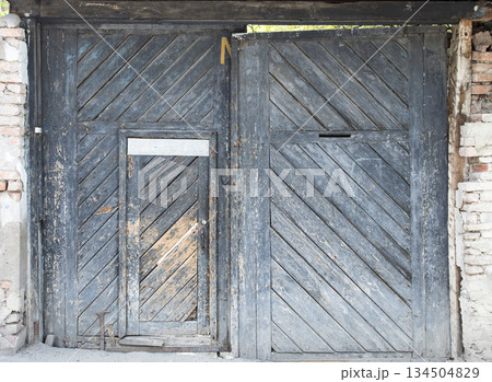old wood warehouse door, hangar old wood warehouse door, hangar 134504829