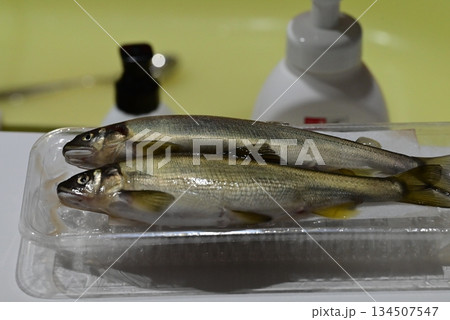 新鮮で綺麗なな鮎 134507547