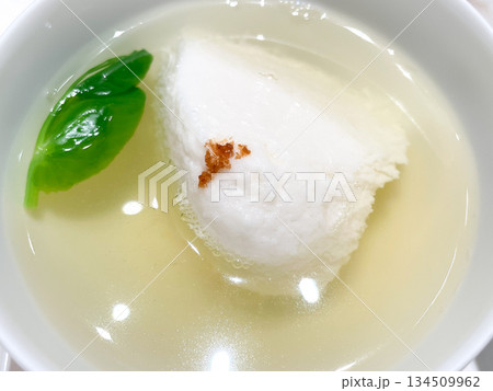 中国四川料理・鶏豆花(鶏肉のおぼろ豆腐スープ) 中国四川料理・鶏豆花(鶏肉のおぼろ豆腐スープ) 134509962