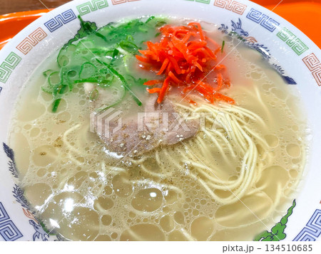 博多のB級グルメ代表・博多ラーメン 134510685
