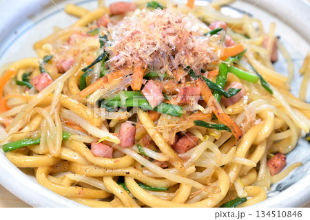 焼うどんは北九州の小倉が発祥の地 134510846