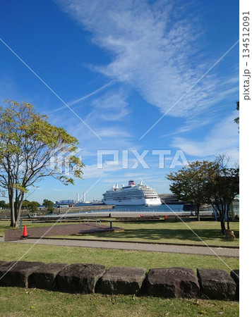 横浜赤レンガパークの風景 134512091