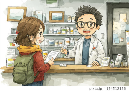 処方薬を手渡す男性薬剤師｜調剤薬局と医療サービスのイメージ 134512136