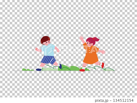 楽しそうにお友達と走る子供のイラスト 134512154