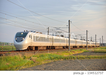 北陸本線　丸岡－芦原温泉　JR西日本　681系　N12編成（金沢）　しらさぎ 134512737