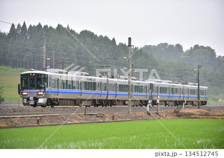 北陸本線 牛ノ谷-大聖寺 JR西日本 521系 G15編成(敦賀) 北陸本線 牛ノ谷-大聖寺 JR西日本 521系 G15編成(敦賀) 134512745