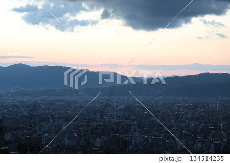 日没後の光 134514235