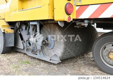 道路維持作業車_ストリートスイーパー_03 134514624