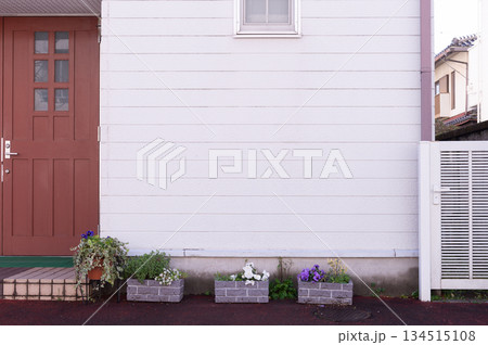 street wall background ,Industrial background, empty grunge urban street with warehouse brick wall street wall background ,Industrial background, empty grunge urban street with warehouse brick wall 134515108