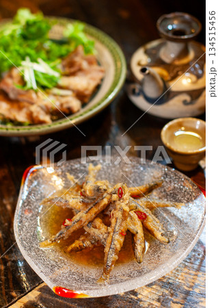 キビナゴの南蛮漬けと泡盛 キビナゴの南蛮漬けと泡盛 134515456