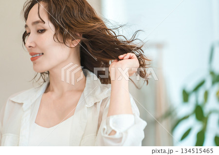 ヘアセット,ヘアスタイル,ビューテー,サロンイメージの女性 134515465