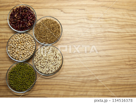Cereals for proper nutrition. 134516378