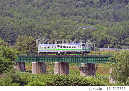 根室本線　野花南－富良野　JR北海道　キハ40-832（旭川） 134517753