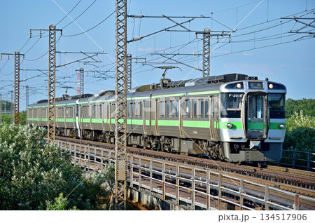 函館本線 豊幌-江別 JR北海道 721系 F-3018編成(札幌) 函館本線 豊幌-江別 JR北海道 721系 F-3018編成(札幌) 134517906