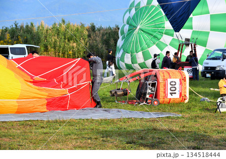 熱気球・バルーン 134518444
