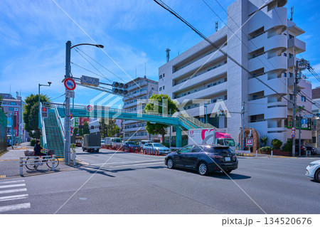 東京都世田谷区砧二丁目交差点から南側方面を見る 東京都世田谷区砧二丁目交差点から南側方面を見る 134520676