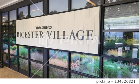 This is outlet Bicester village in Oxford  134520821