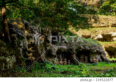 鎌倉まんだら堂やぐら群 134522877