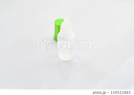 目薬 目薬 134522883