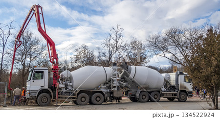 Heavy mixer concrete Heavy mixer concrete 134522924