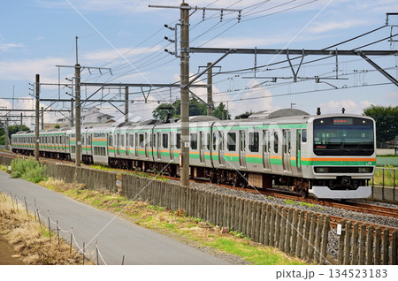 高崎線　岡部－深谷　JR東日本　E231系1000番台　K-34編成（国府津） 134523183