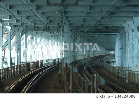 【JR西日本・JR四国】223系 快速「マリンライナー」からの車窓（瀬戸大橋線：坂出〜児島） 134524099