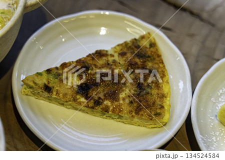 スペイン風オムレツ スペイン風オムレツ 134524584