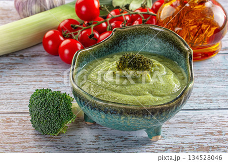 Vegan Broccoli cream soup puree Vegan Broccoli cream soup puree 134528046