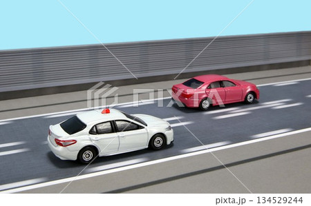 道路交通法違反　覆面パトカー　イメージ 134529244