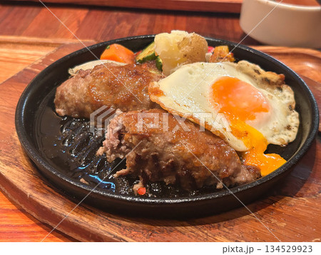 プレミアムハンバーグステーキ 134529923