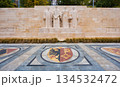 バスティオン公園にある宗教改革記念碑の彫像 ジュネーブ、ジュネーブ州、スイス バスティオン公園にある宗教改革記念碑の彫像 ジュネーブ、ジュネーブ州、スイス 134532472