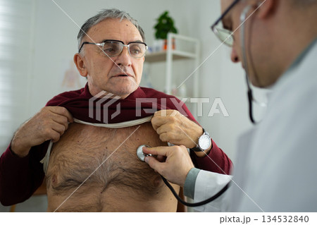 Health checkup reveals heart concerns in an elderly patient Health checkup reveals heart concerns in an elderly patient 134532840