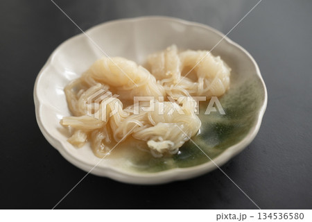 熱々おでん結び糸こんにゃく 134536580