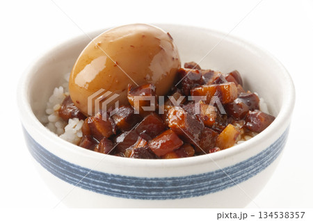 ルーロー飯 魯肉飯 ルーロー飯 魯肉飯 134538357