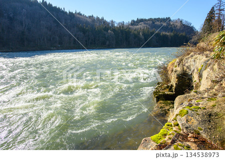 最上川三難所　隼の瀬　山形県 134538973