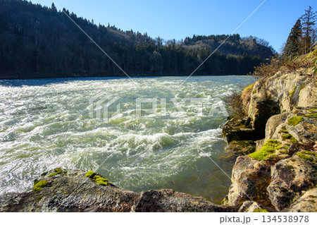 最上川三難所　隼の瀬　山形県 134538978