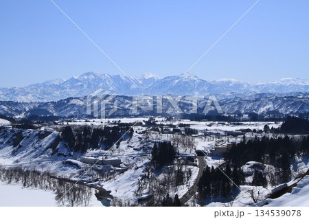 越後三山冬景色 越後三山冬景色 134539078