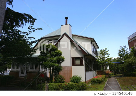 横浜市指定有形文化財である手214番館 134540149