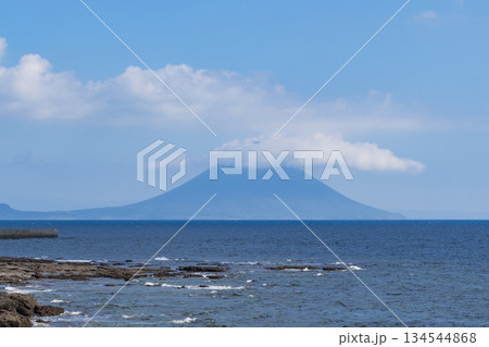 御茶屋の場公園から望む開聞岳（鹿児島県知覧町） 134544868