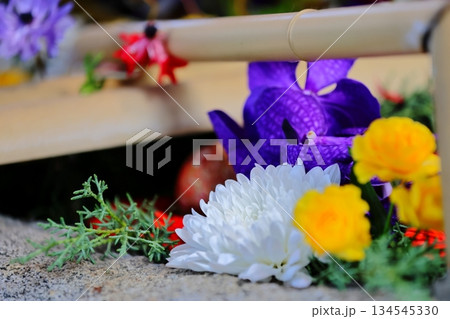 福岡県糸島市　花手水 134545330