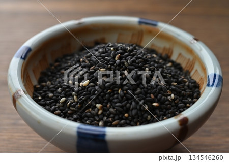黒ごま 134546260